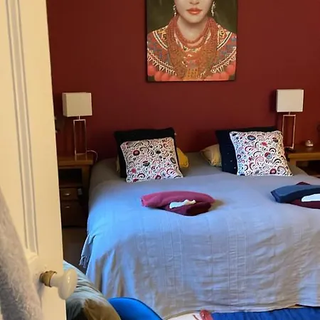 Des Roses Oda ve Kahvaltı Pontmain