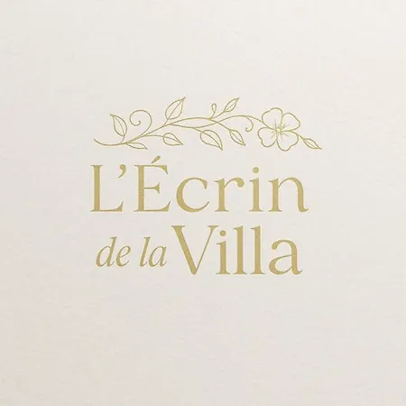 Des Roses Oda ve Kahvaltı 3*